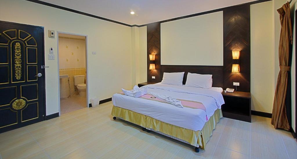 Absolute Guesthouse Phuket Patong Exterior foto